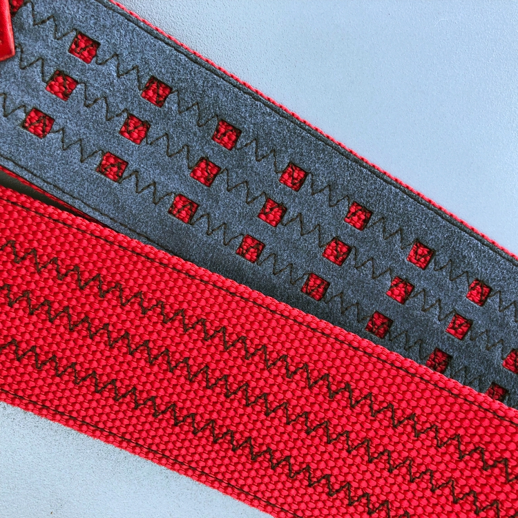 50mm幅カメラストラップ＿レッド［ブラウンステッチ］（裏地灰色）（革セトウチレザー赤×キャメル）